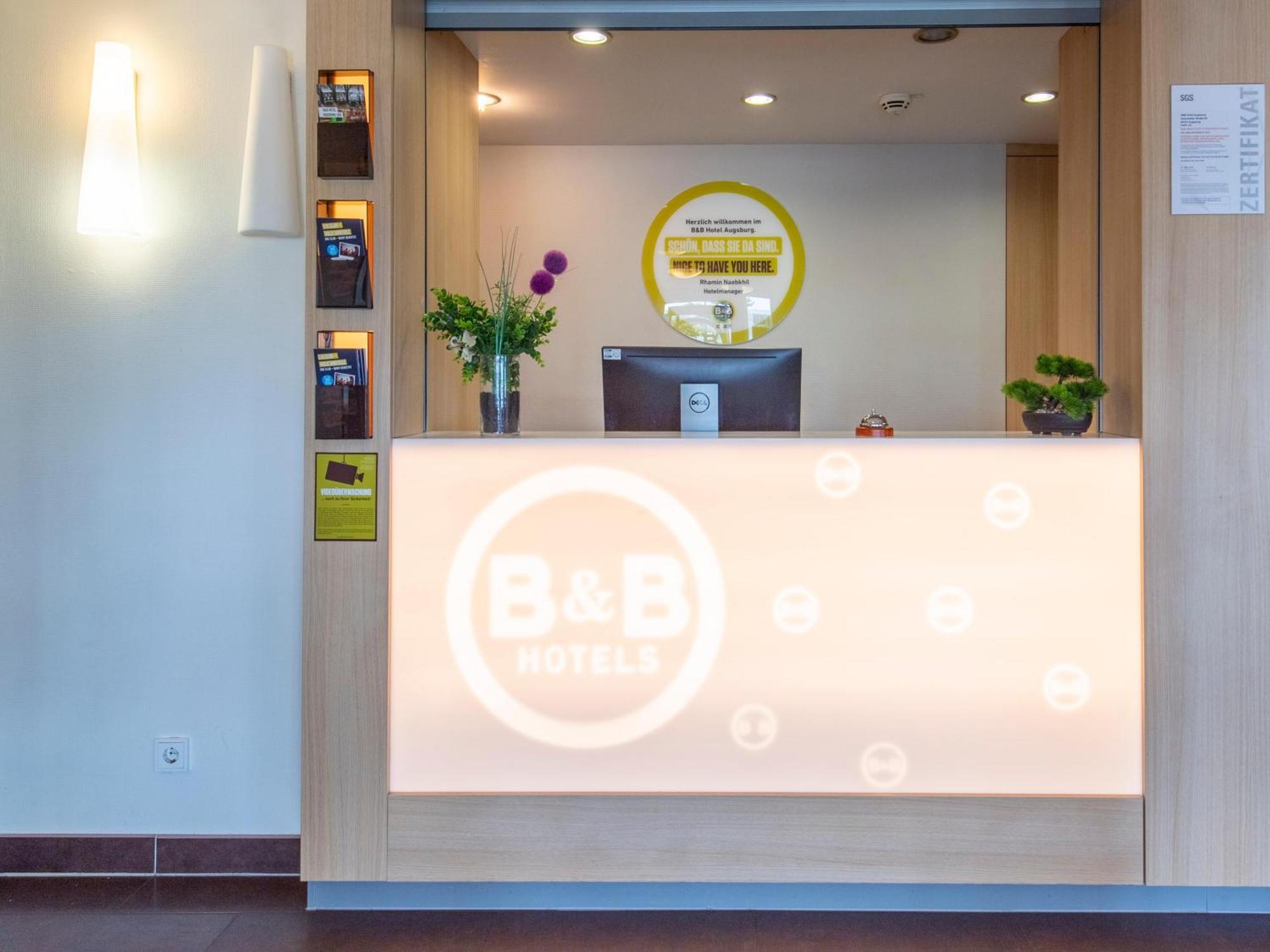 B&B Hotel Augsburg-Sued Bagian luar foto