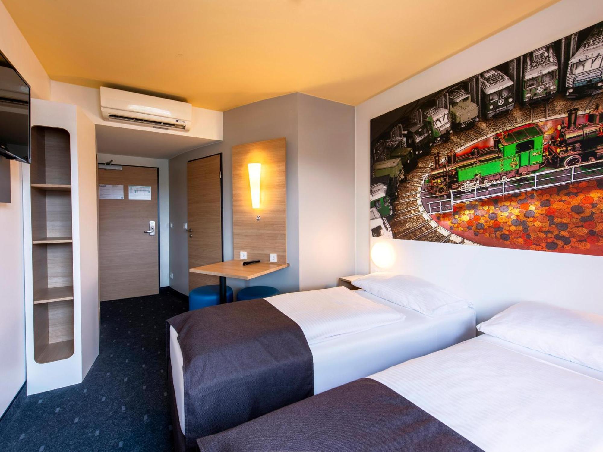 B&B Hotel Augsburg-Sued Bagian luar foto